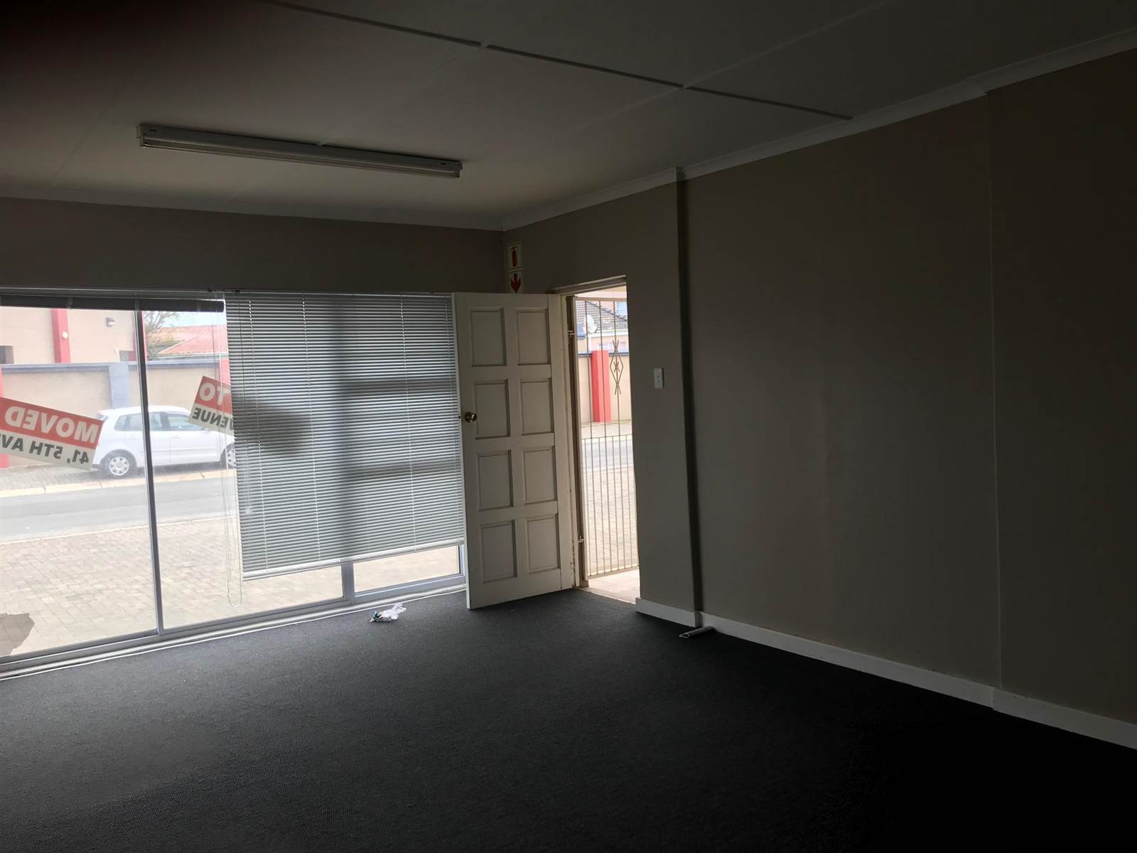 80  m² Commercial space in Gonubie photo number 3