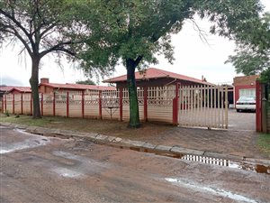 3 Bed House in Vanderbijlpark CE2