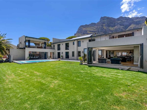 5 Bed House in Camps Bay