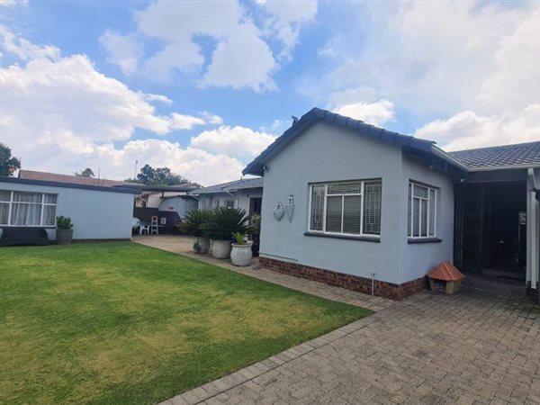 2 Bed House in Secunda