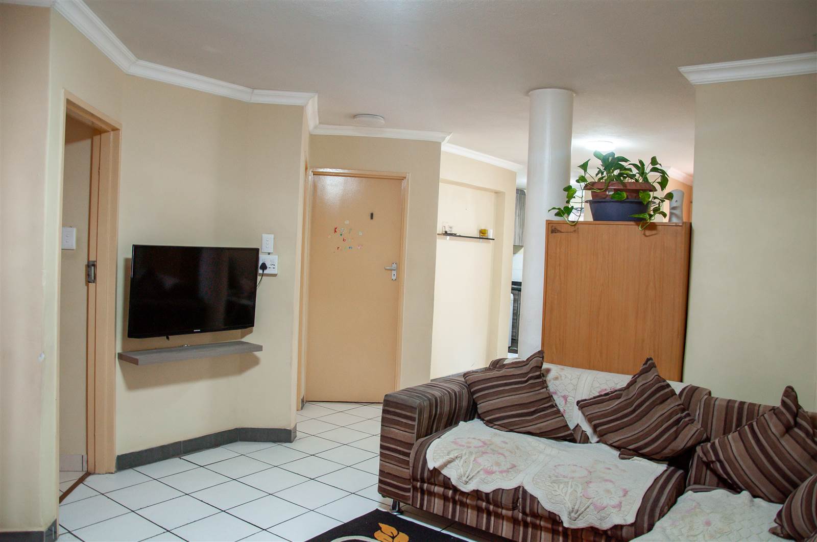 2 Bed Apartment in Vorna Valley photo number 8