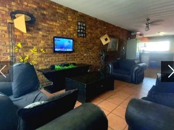 2 Bed Apartment in Wolmer