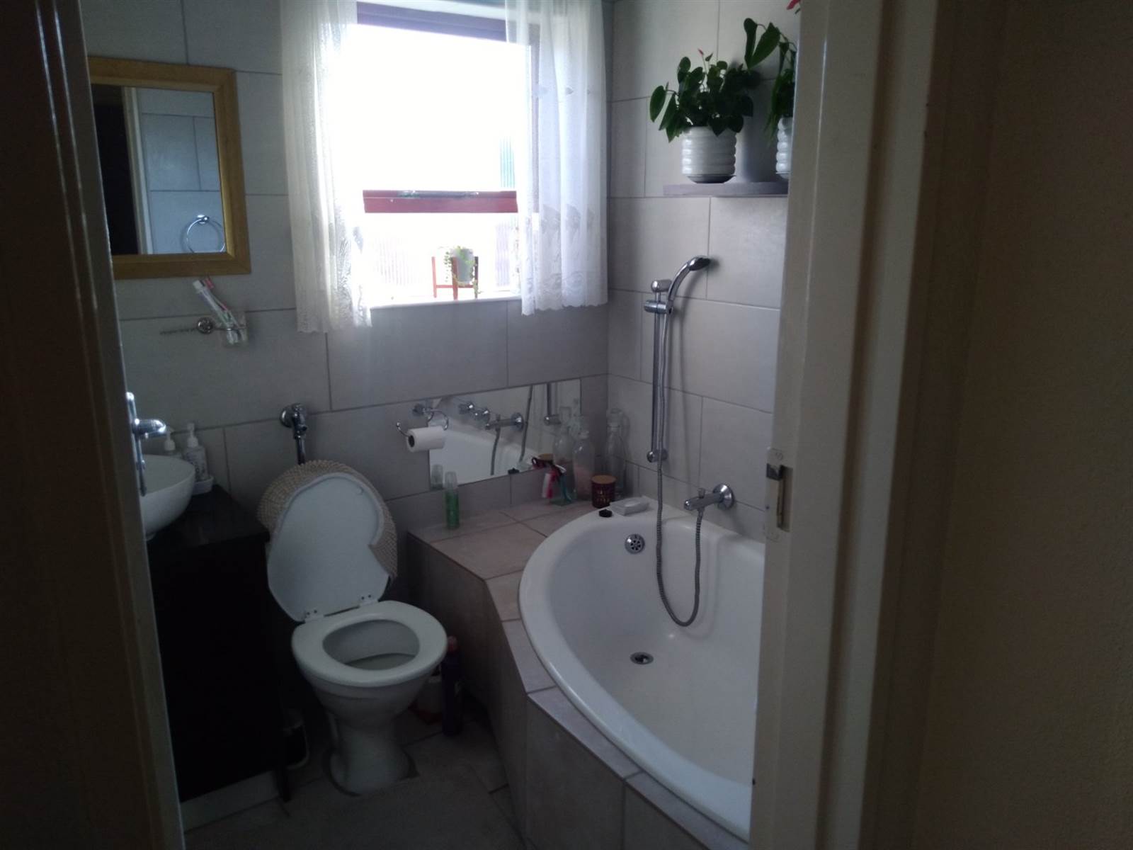 3 Bed House in Duynefontein photo number 3