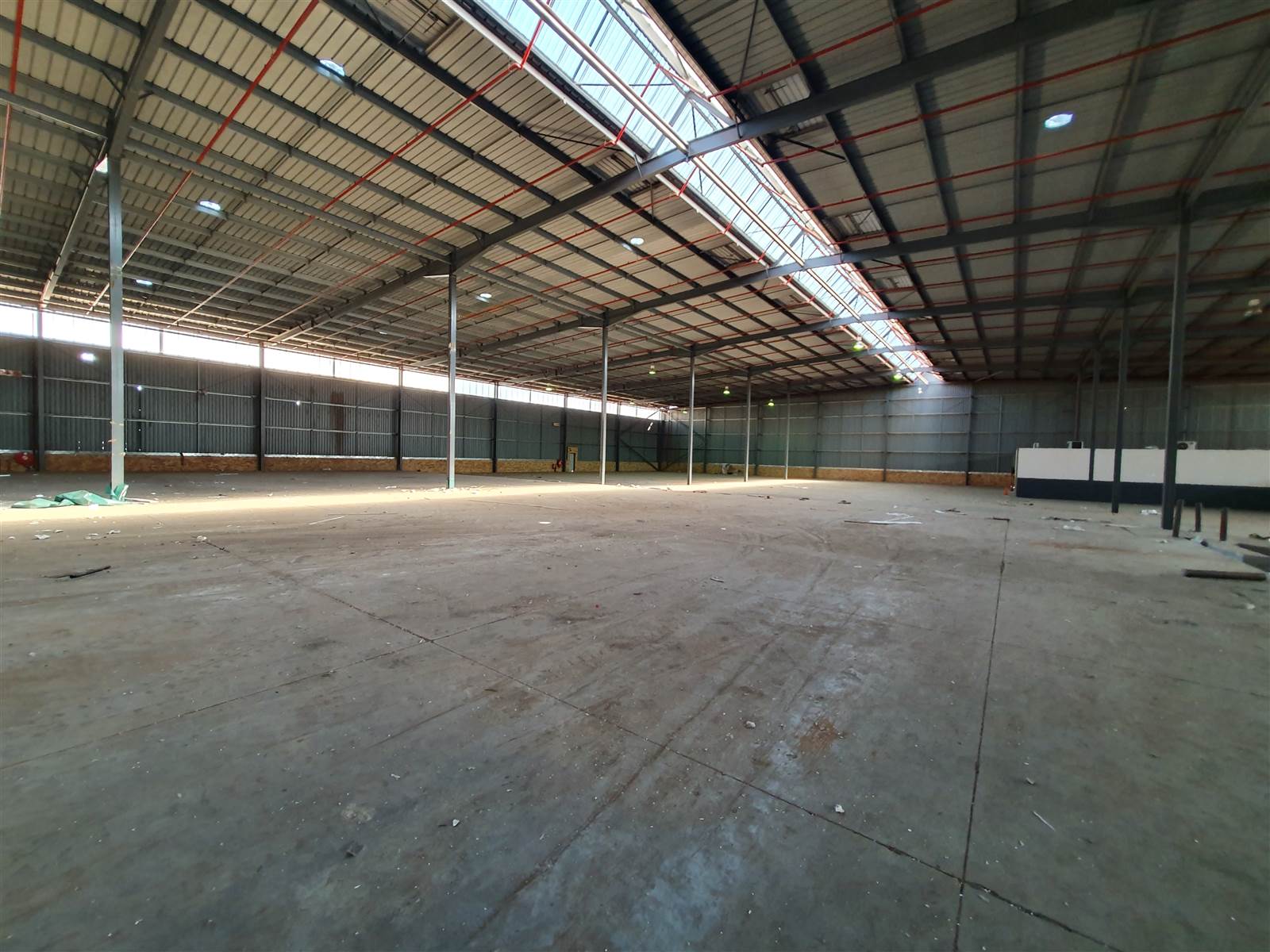 7000  m² Industrial space in Greenhills photo number 15