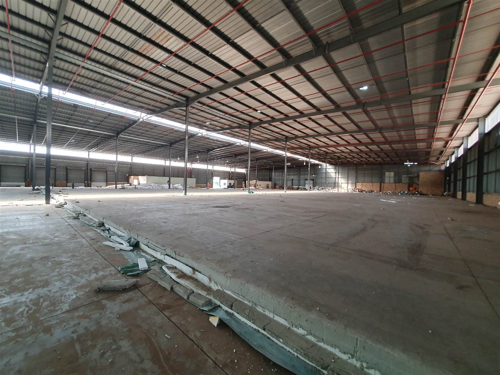 7000  m² Industrial space in Greenhills photo number 7