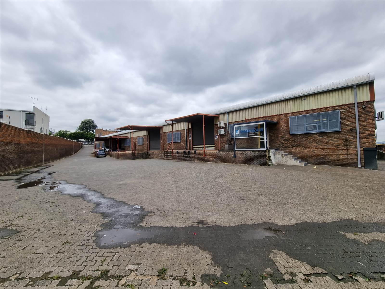 3428  m² Industrial space in Eastgate photo number 12