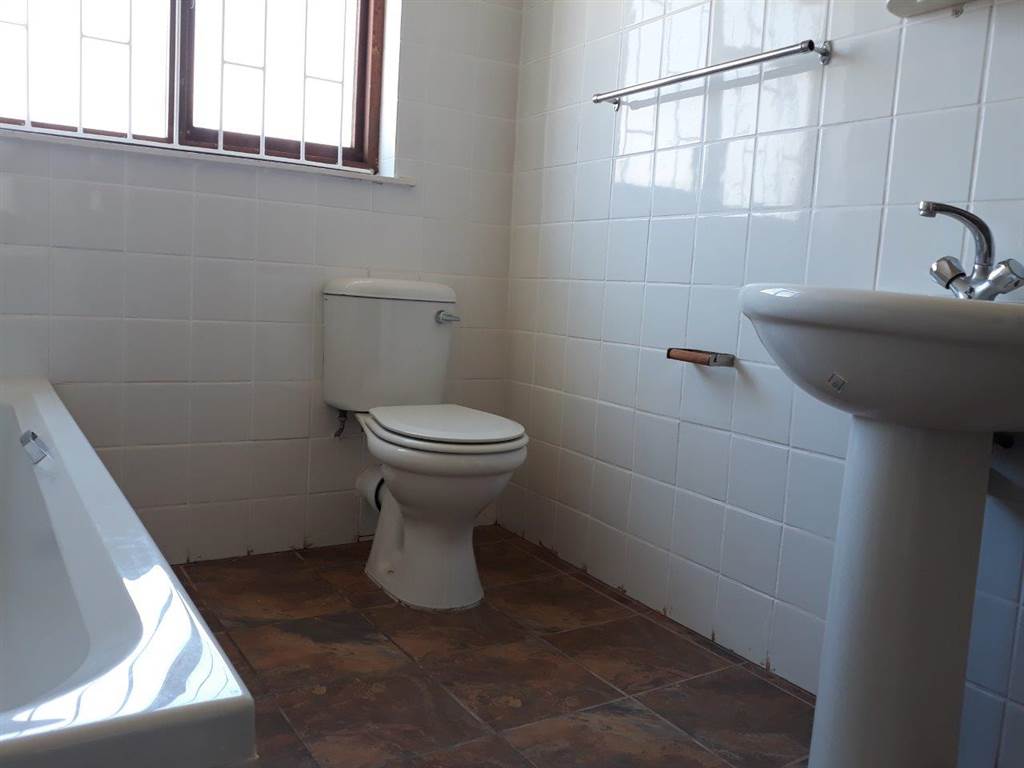 3 Bed House in Port Nolloth photo number 19