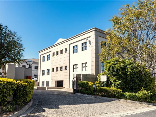 350  m² Office Space in Bellville Central