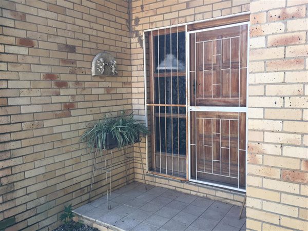 3 Bedroom House 3 Bedroom House