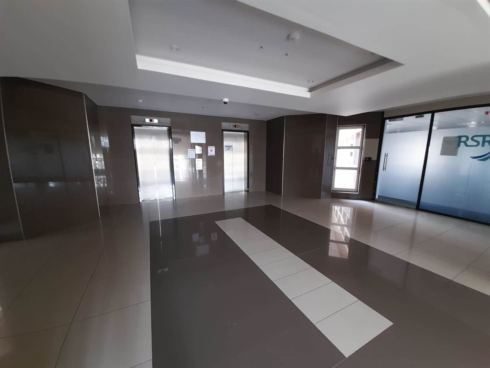 962  m² Commercial space in Parktown photo number 5