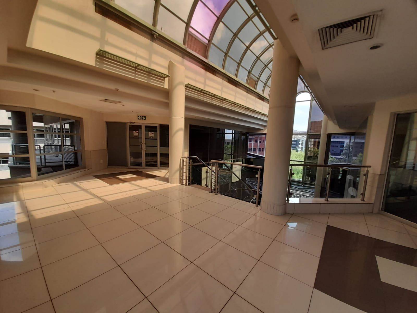 962  m² Commercial space in Parktown photo number 4