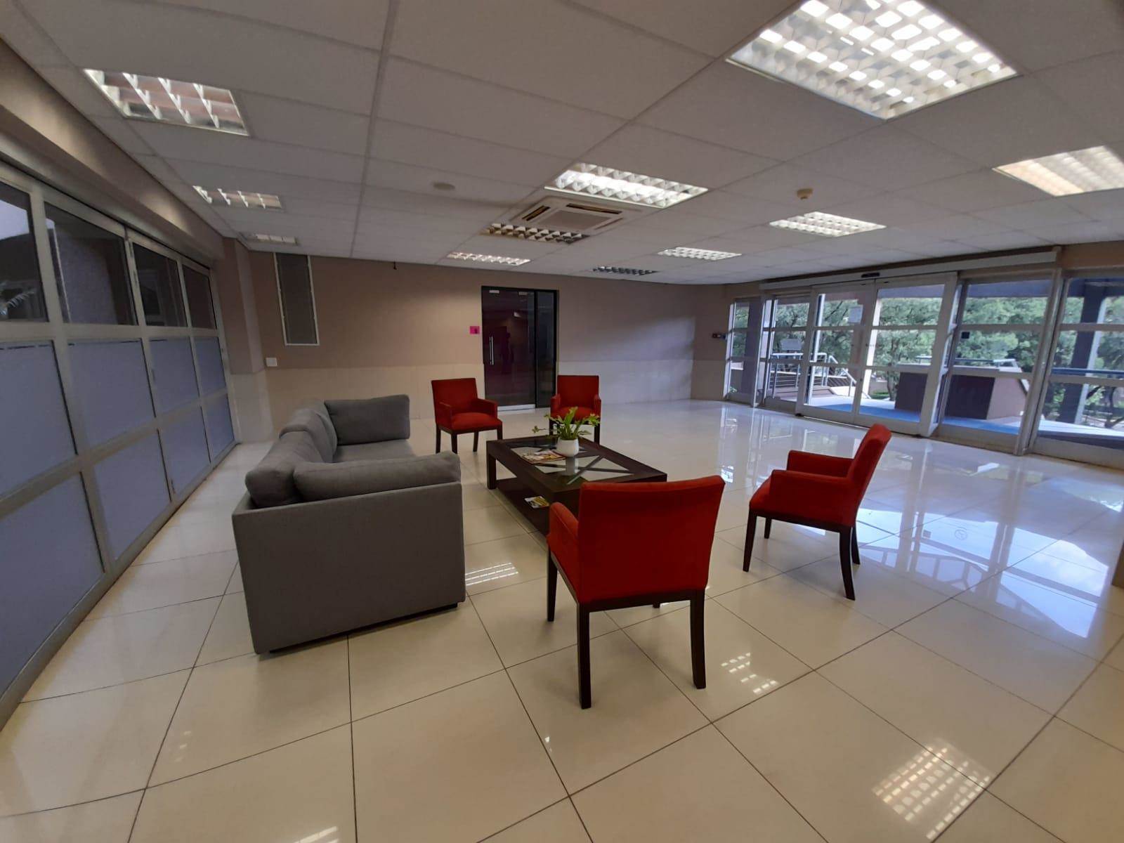 962  m² Commercial space in Parktown photo number 2