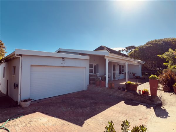 3 Bedroom House 3 Bedroom House