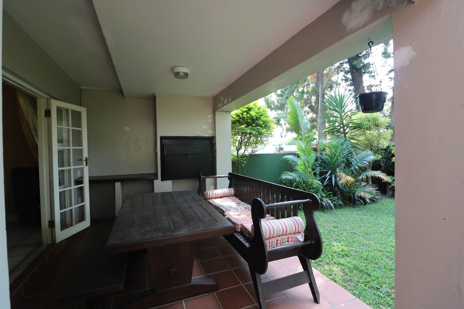 3 Bed Apartment in Mt Edgecombe photo number 5