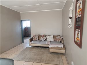 2 Bed Flat in Sunnyside