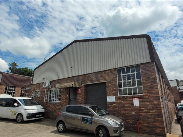 430 m² Industrial space 430 m² Industrial space