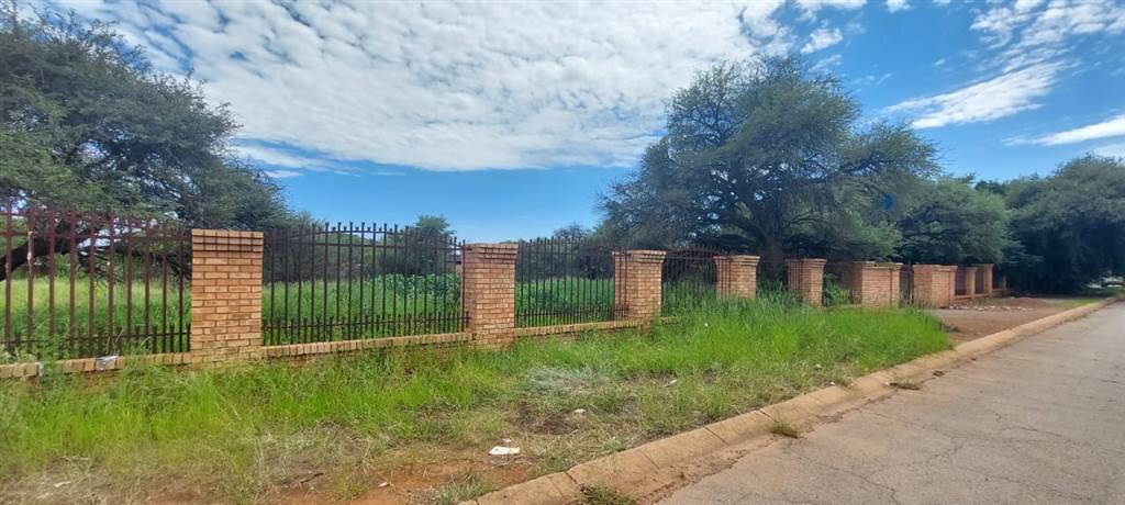 3960 m² Land available in Kuruman photo number 1