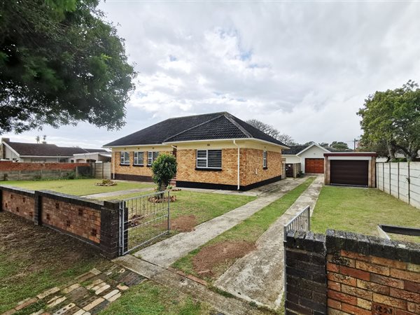 3 Bedroom House 3 Bedroom House