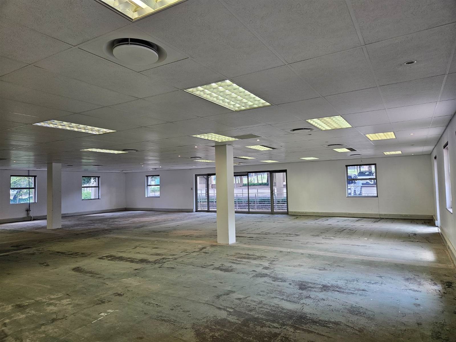 405  m² Commercial space in Woodmead photo number 14