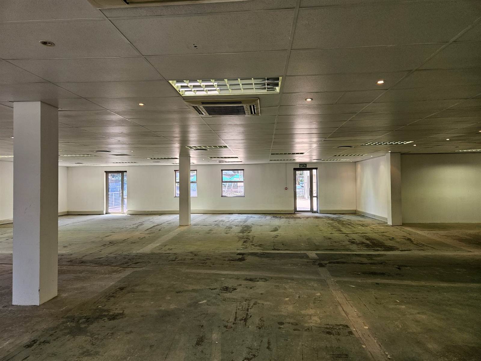 405  m² Commercial space in Woodmead photo number 9