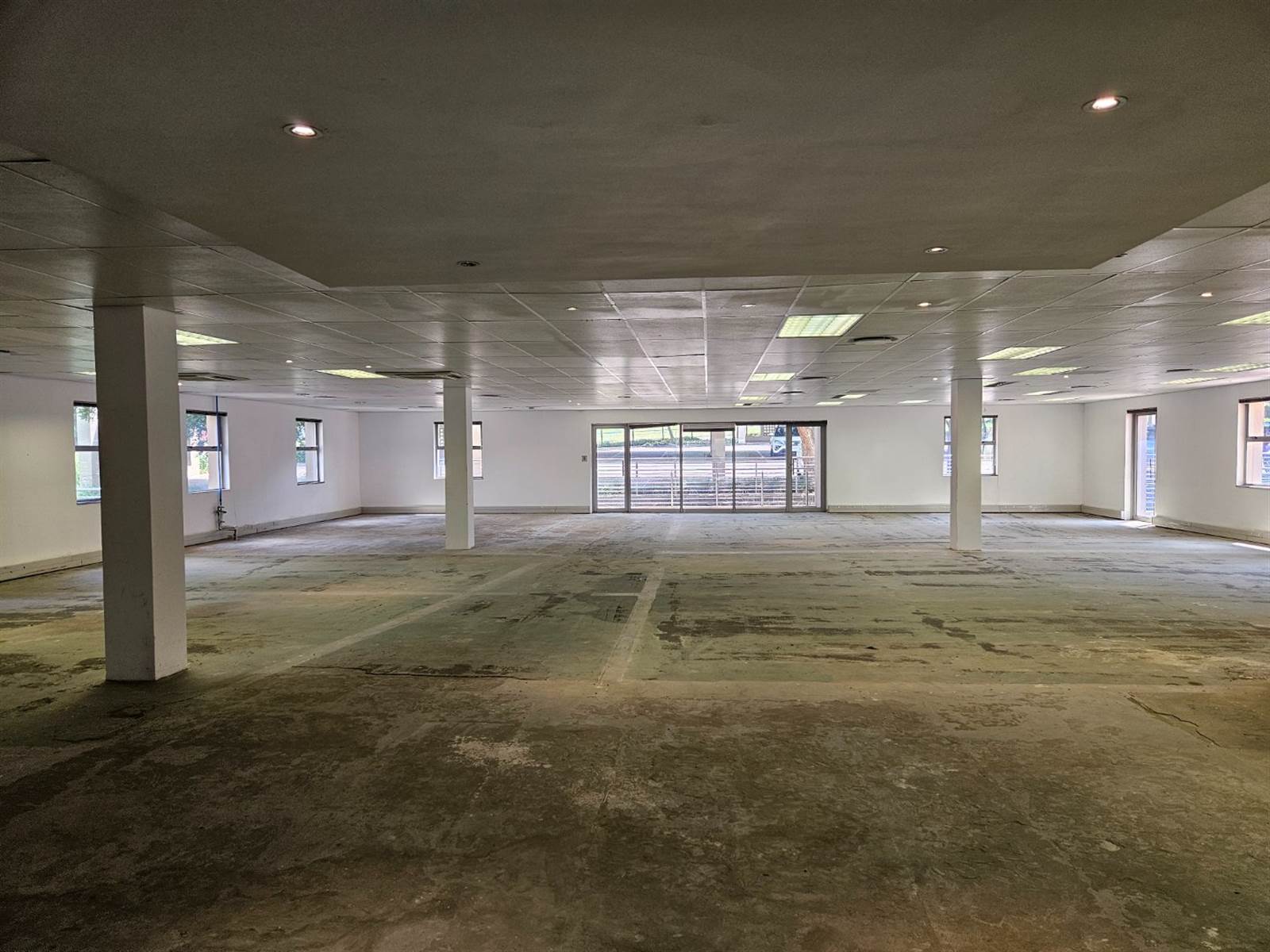405  m² Commercial space in Woodmead photo number 7