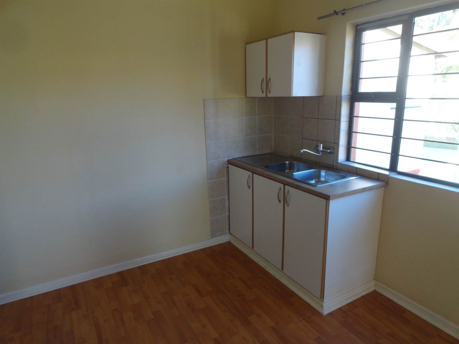 2 Bed House in Mt Edgecombe Estate 1 & 2 photo number 2