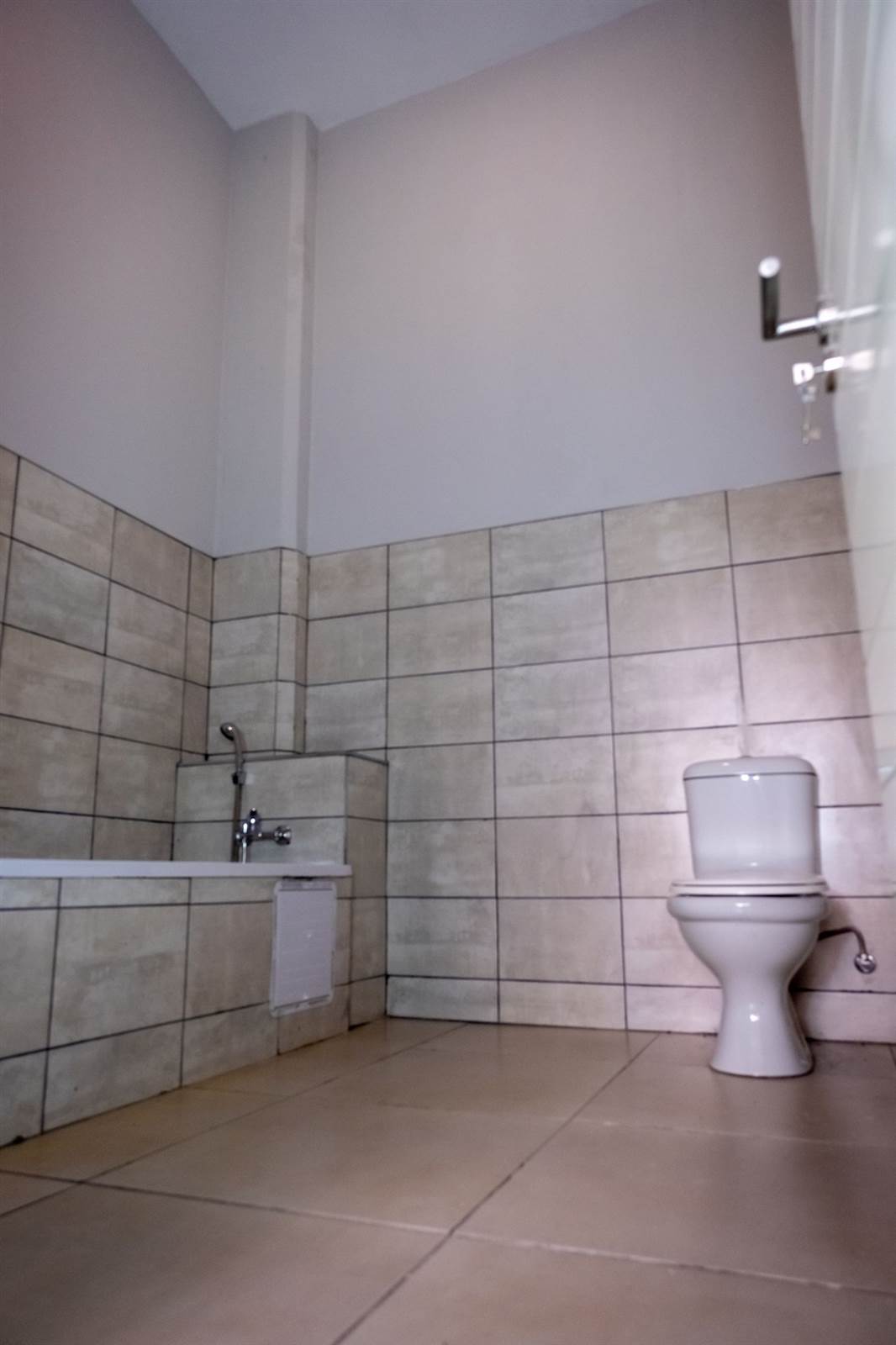 1 Bed Flat in Boksburg Central photo number 5