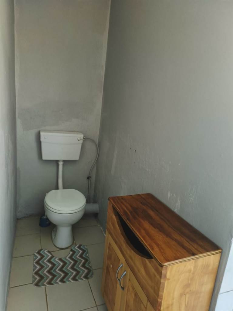 1 Bed Apartment in Mtunzini photo number 11