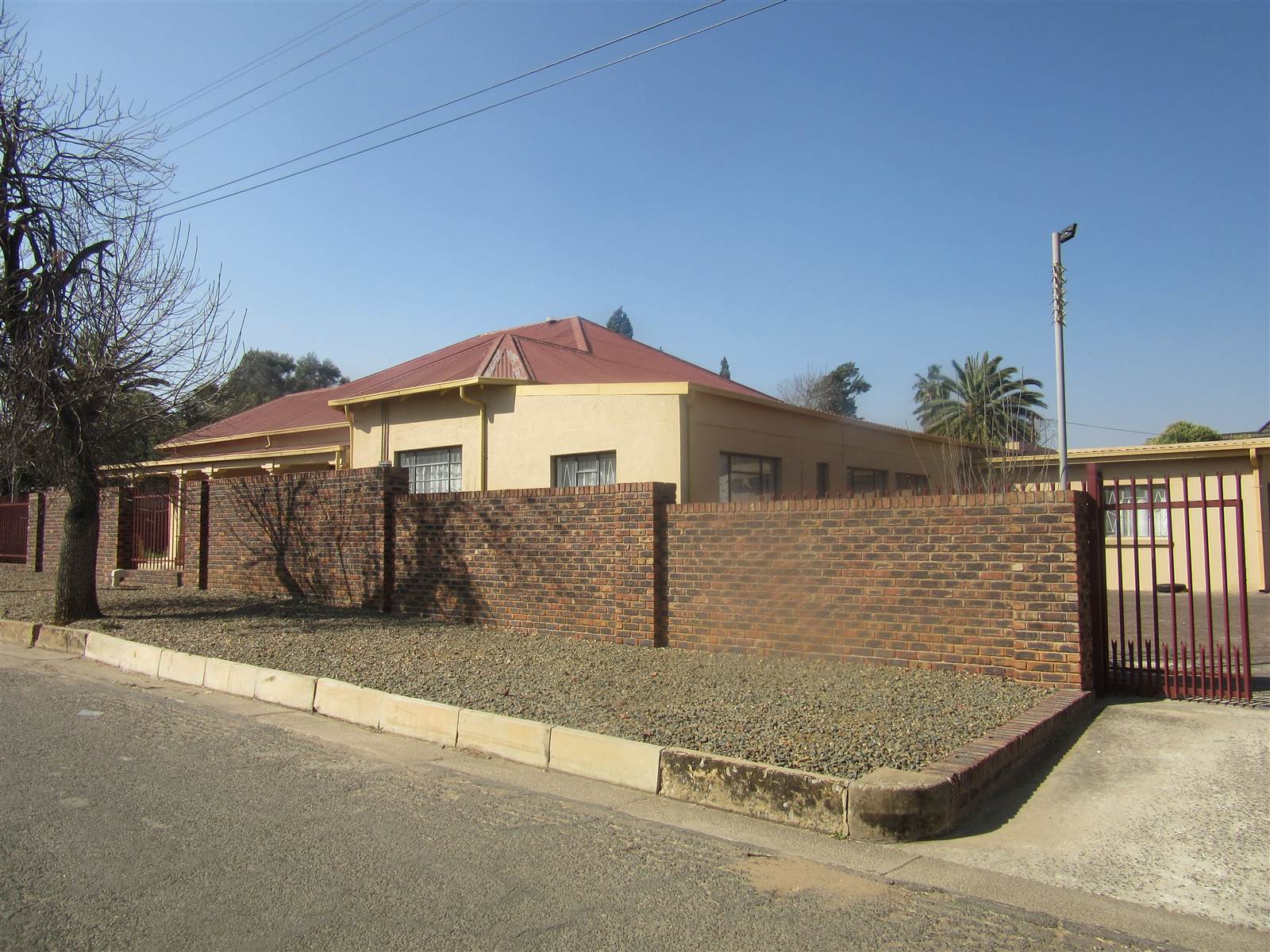 9 Bed House in Vryburg photo number 2