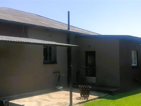 2 Bedroom House 2 Bedroom House