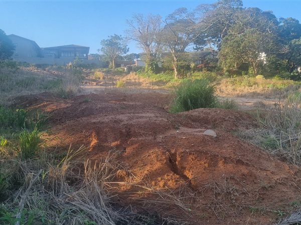 2945 m² Land available in Umtentweni