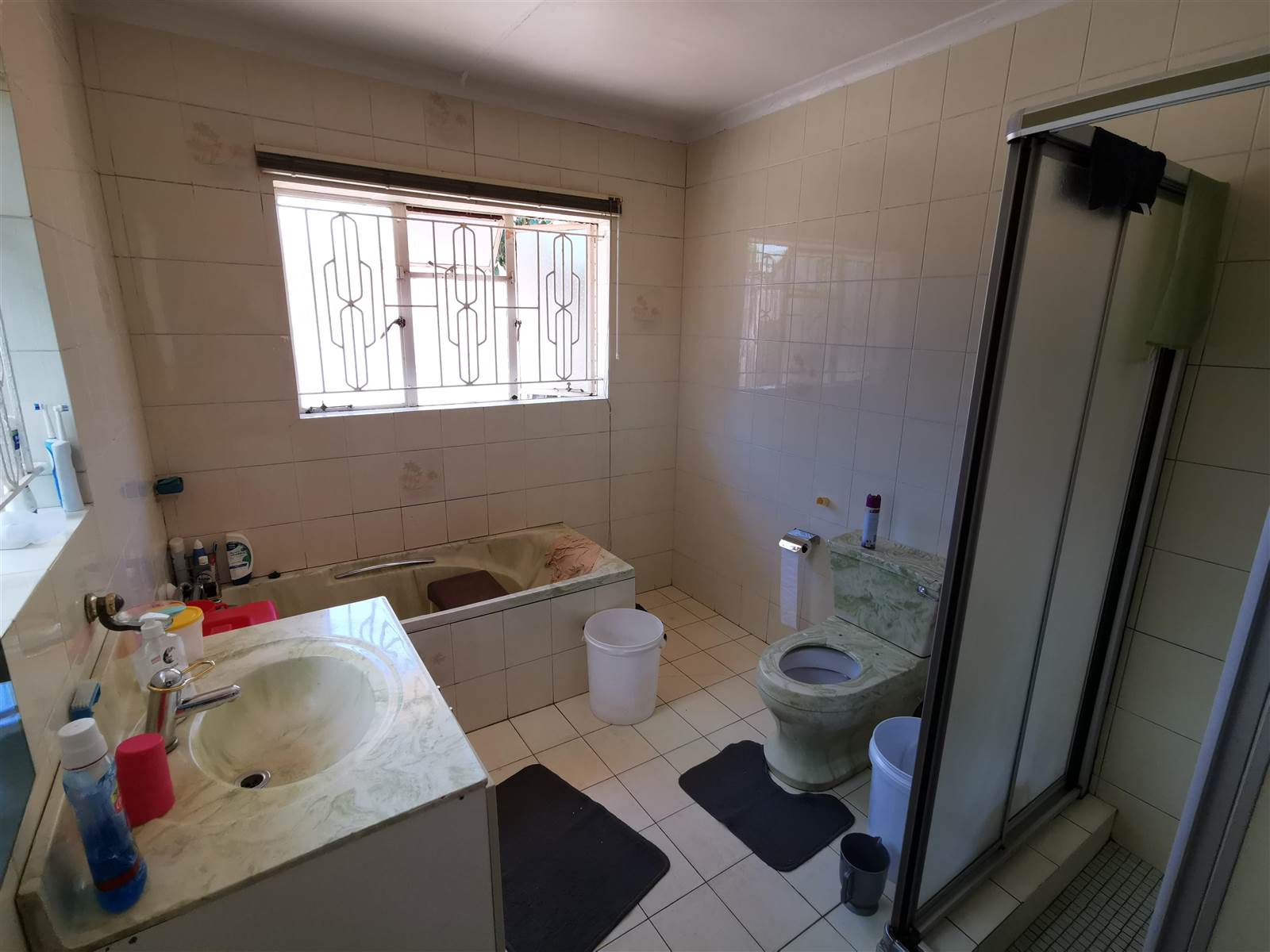 3 Bed House in Lenasia South photo number 23