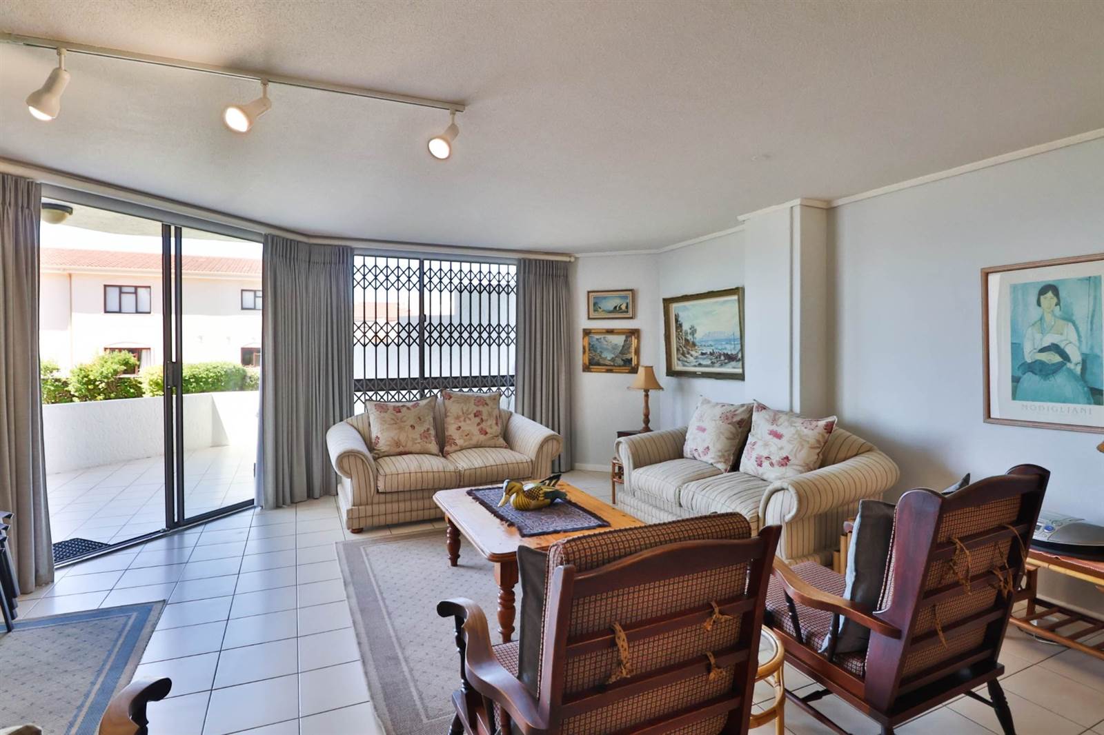 3 Bed Apartment in Plettenberg Bay photo number 9