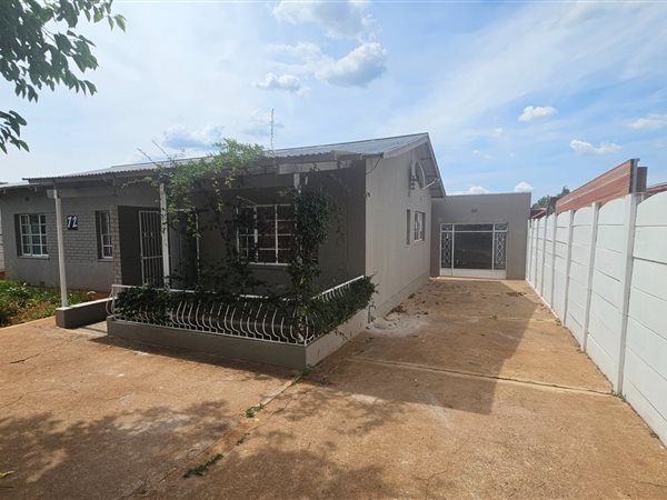 3 Bed House in Krugersdorp West