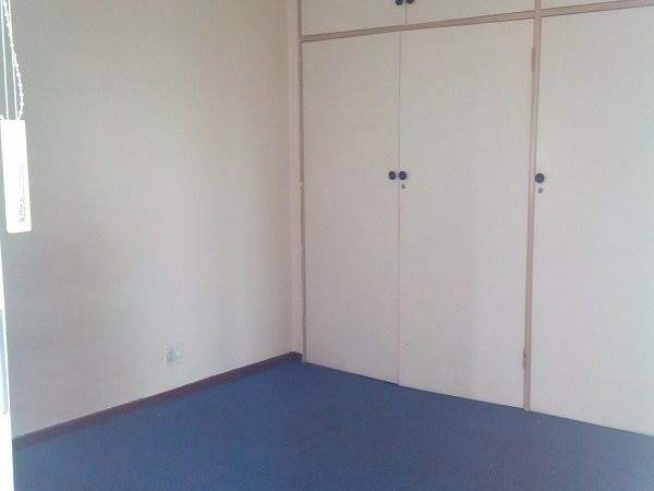 1.5 Bed Flat in Gezina photo number 3