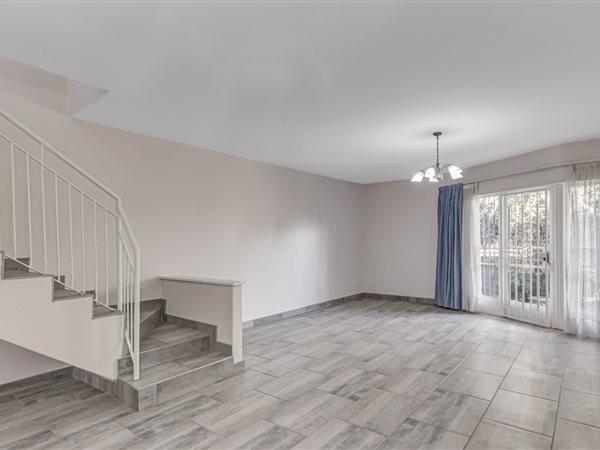 2 Bedroom Townhouse 2 Bedroom Townhouse