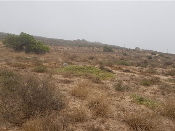 899 m² Land