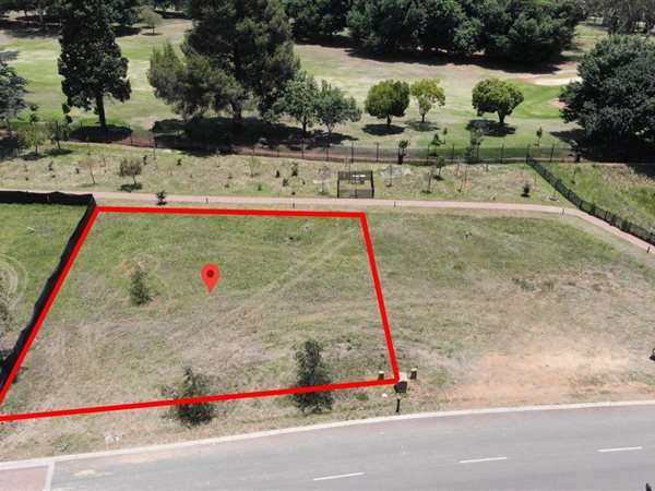 841 m² Land available in Linksfield