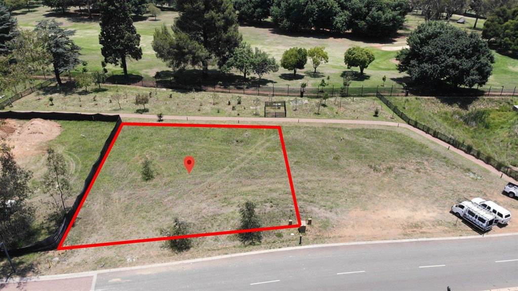 841 m² Land available in Linksfield photo number 1