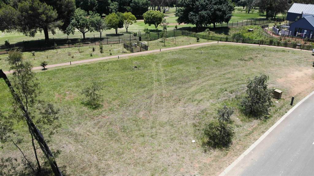 841 m² Land available in Linksfield photo number 2