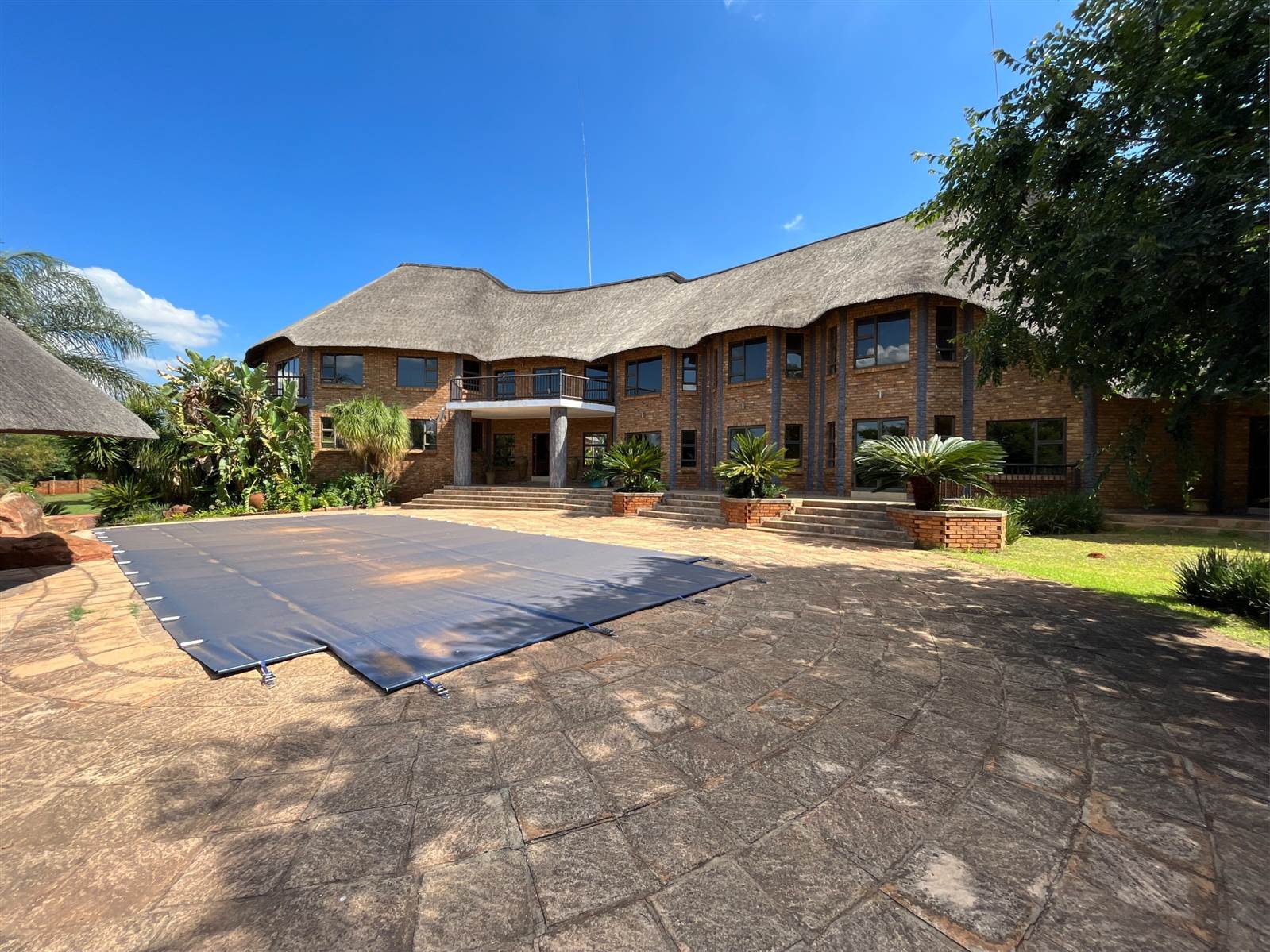 9 Bed House in Mooikloof Equestrian Estate photo number 10
