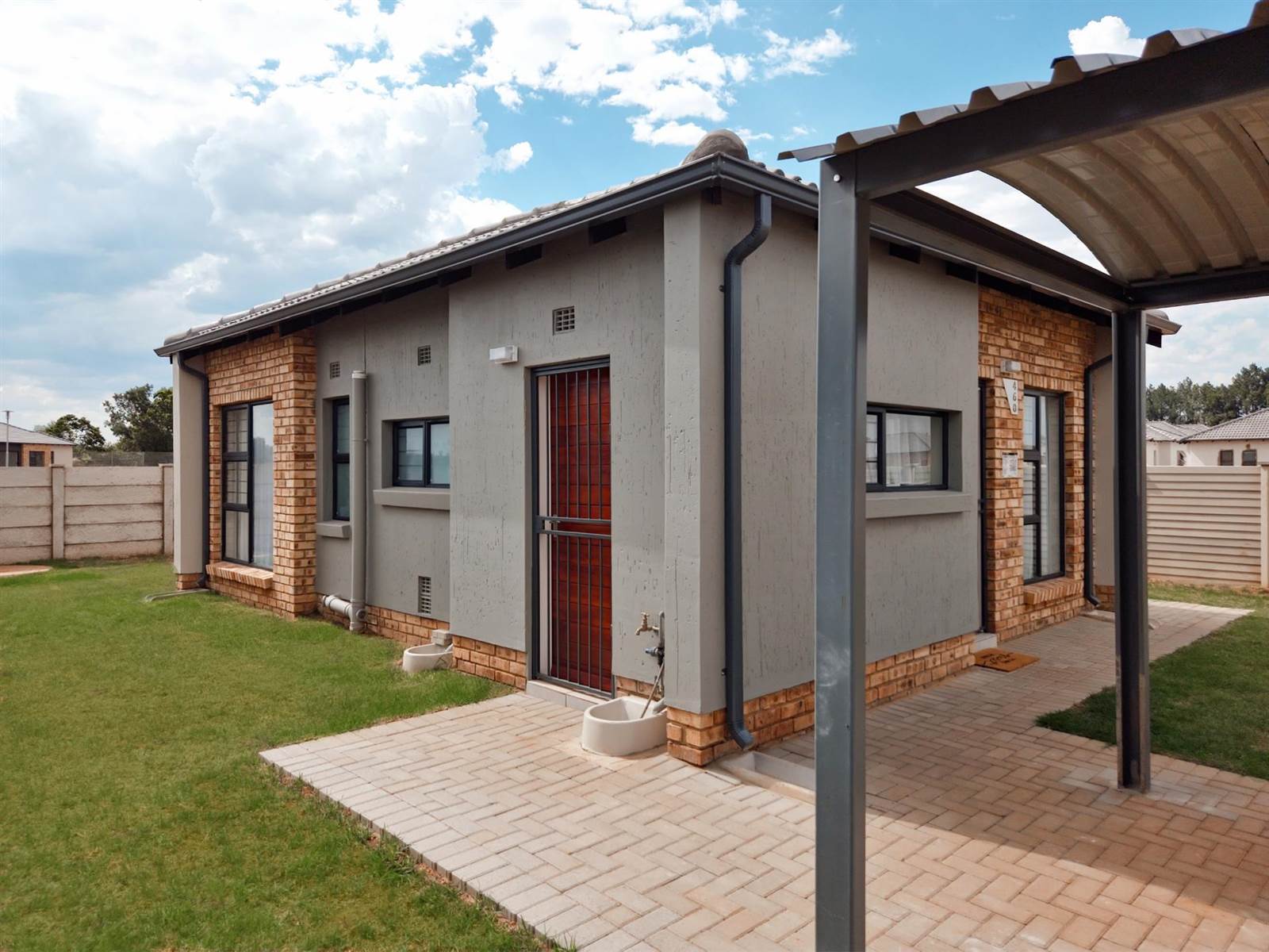 2 Bed House in Vanderbijlpark CW5 photo number 9