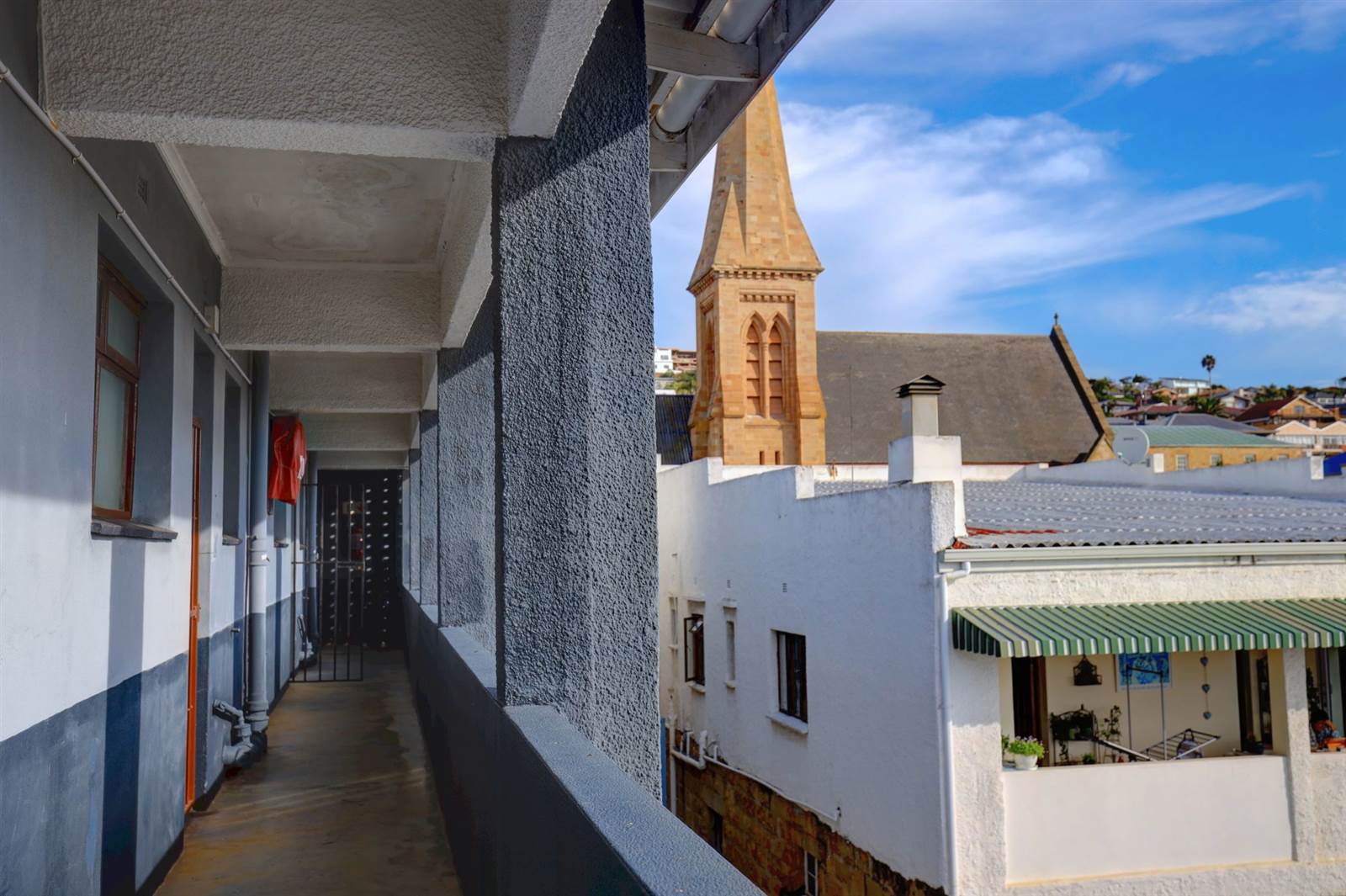 2 Bed Apartment in Mossel Bay photo number 21