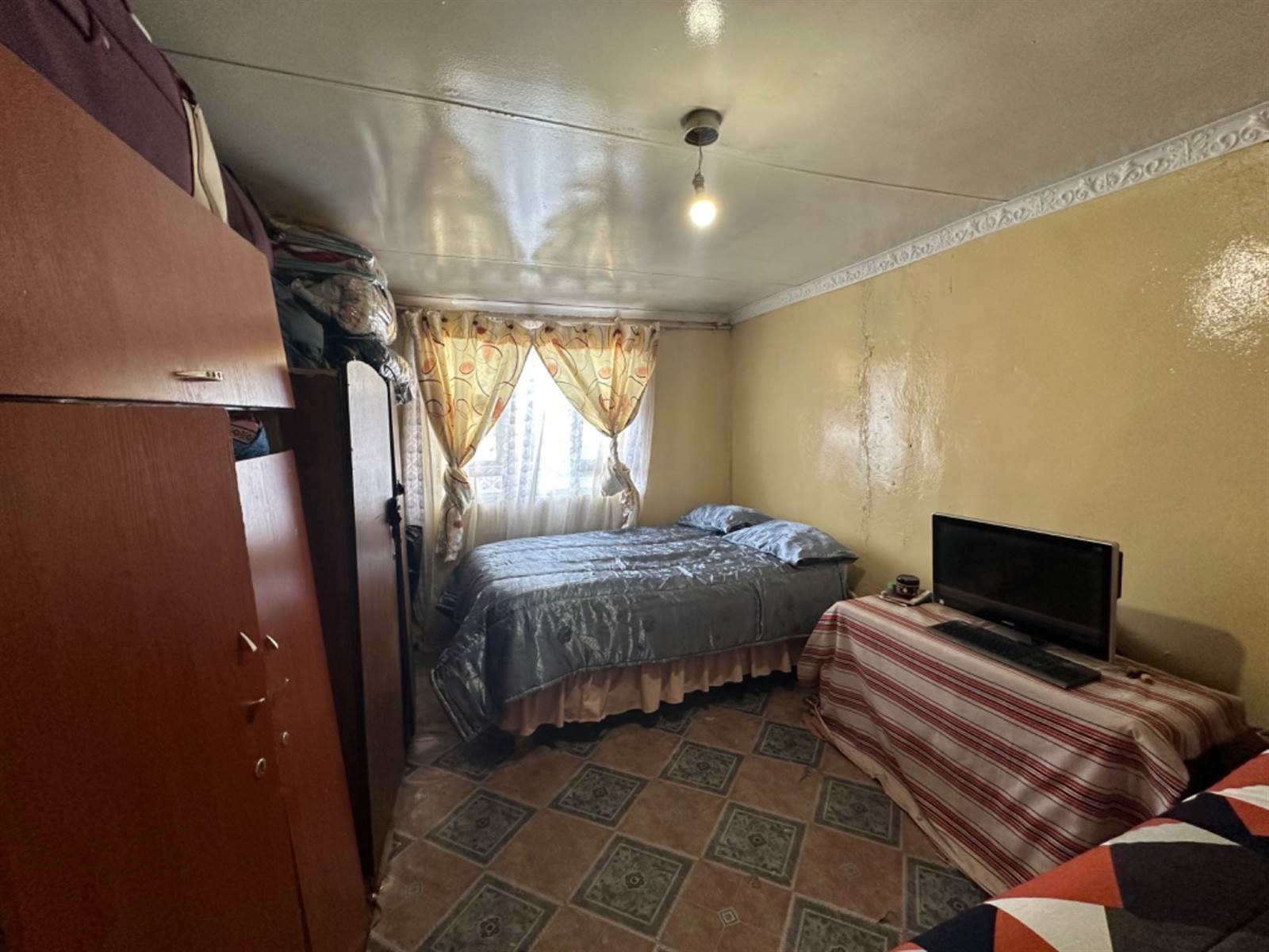 4 Bed House in Kwazakhele photo number 16