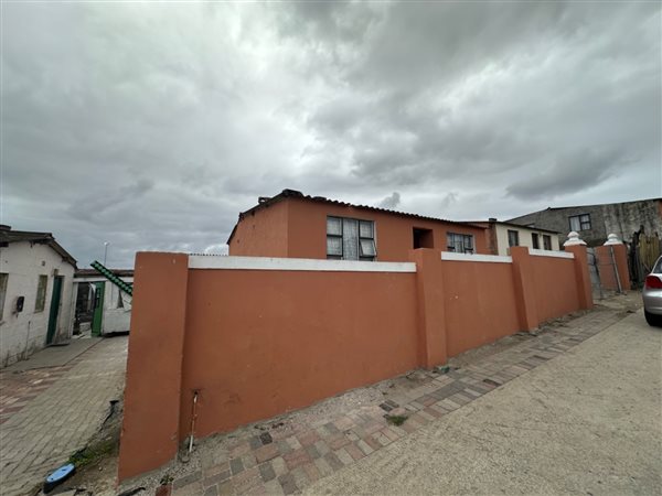 4 Bed House in Kwazakhele
