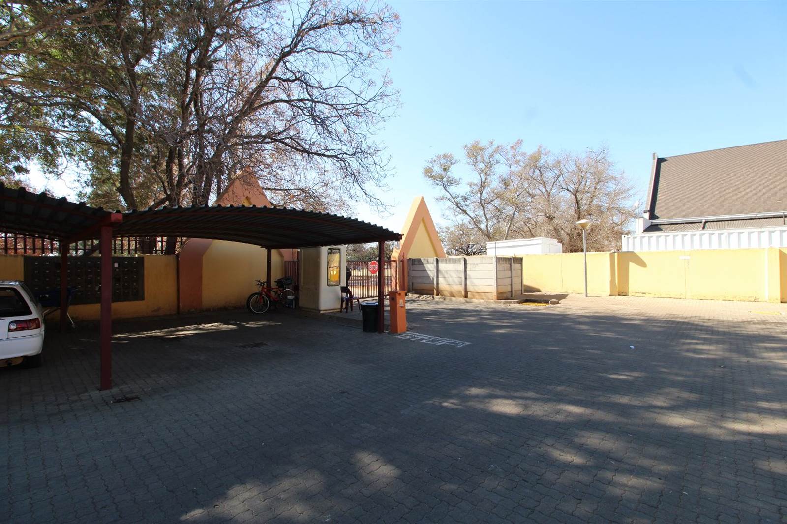 1 Bed Apartment in Potchefstroom Central photo number 13