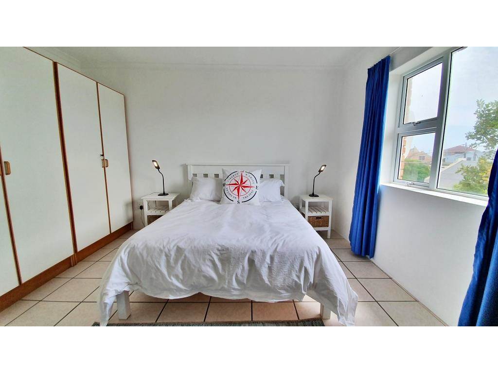 5 Bed House in Struisbaai photo number 15