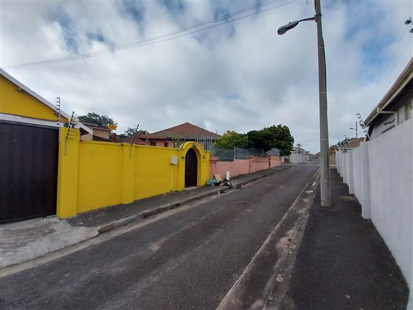 3 Bedroom House 3 Bedroom House