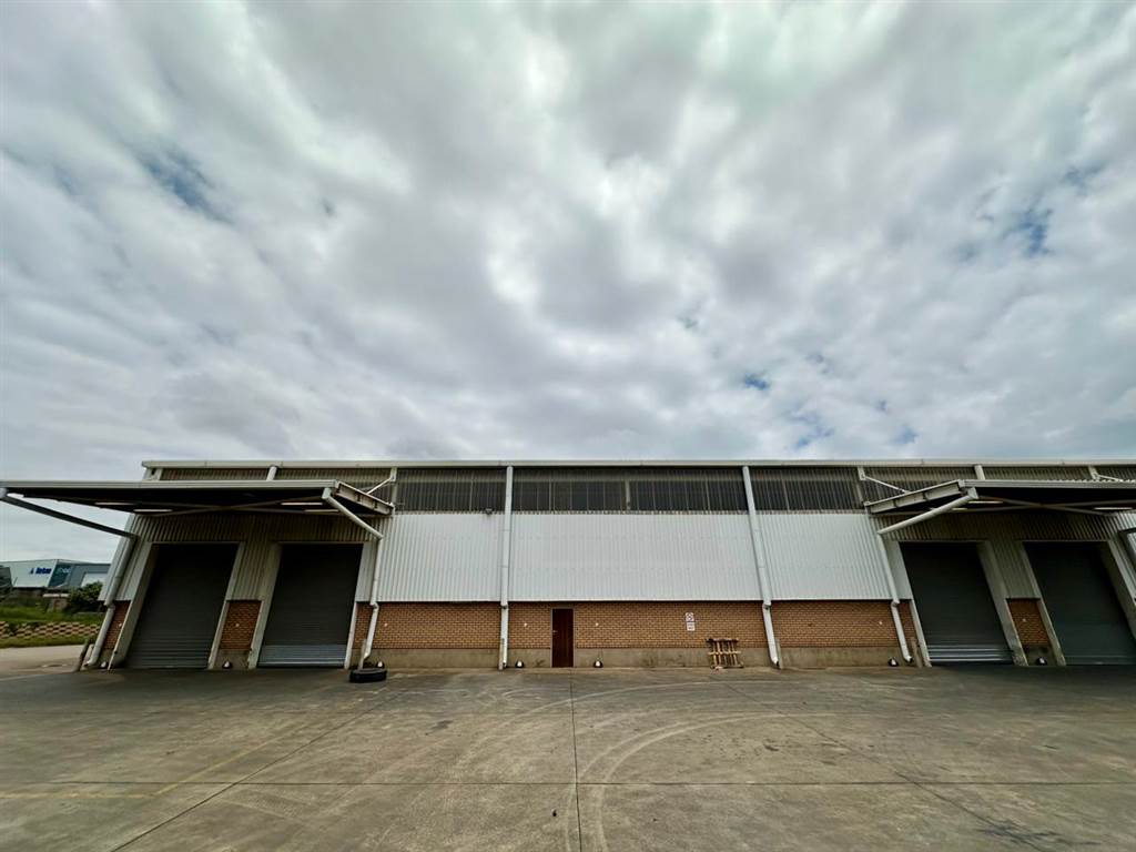 2700  m² Industrial space in Clayville photo number 1