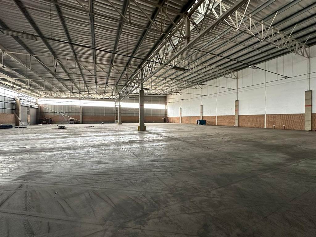 2700  m² Industrial space in Clayville photo number 8